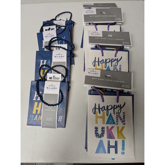 Hallmark Tree of Life Hanukah 16 gift bags & 12 gift card holders set new - Picture 1 of 7